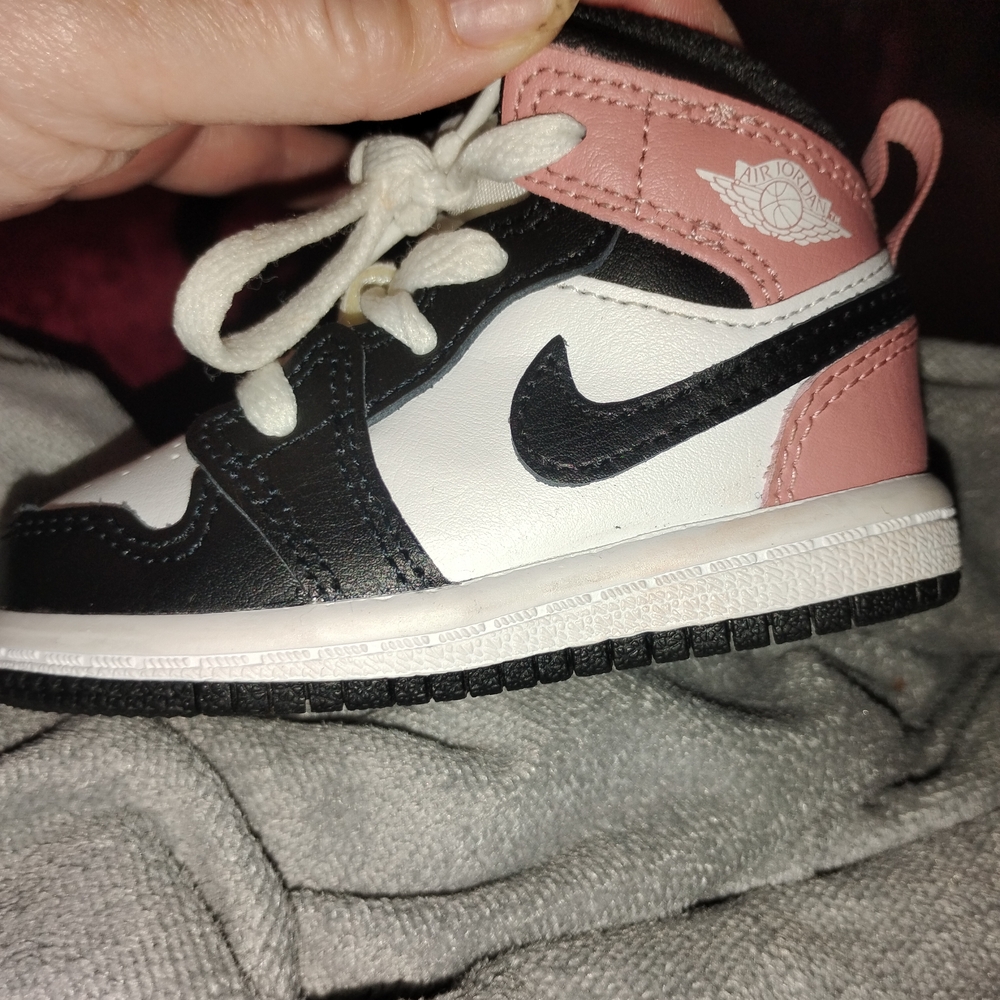 Nike Jordan Kids Black and Pink Sneakers